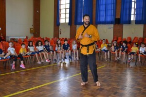 Conversa - professor de taekondo (8)