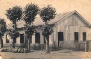 Casa de madeira doada